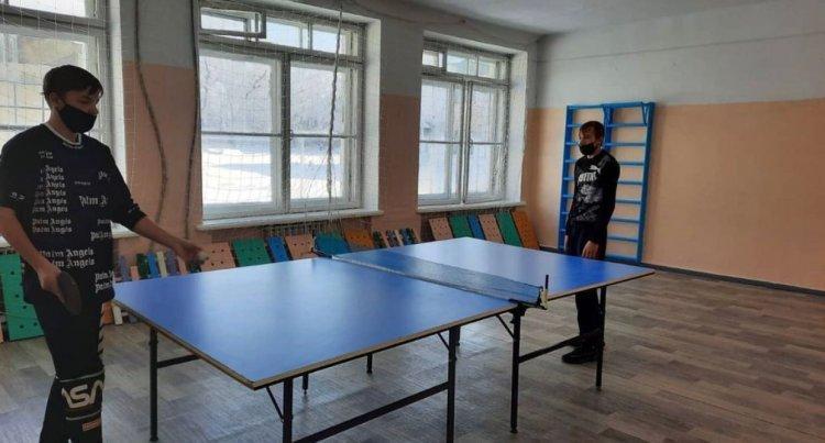 Мектепішілік теннис жарысы өтті. Турнир по настольному теннису.